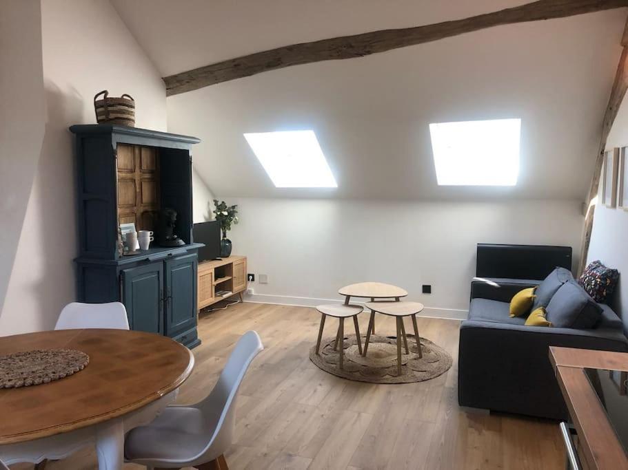 Apartament Le Domremy F2 Au Coeur D'Orlean Zewnętrze zdjęcie